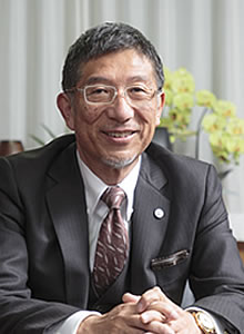 中井 章人